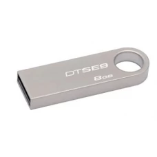 Kingston DataTraveler SE9 8GB Flash Drive